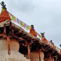 chortens-upper-mustang-trek 