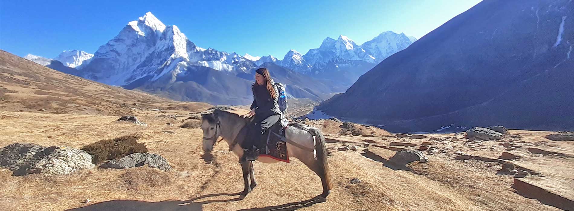 horse-riding-ebc-trek 