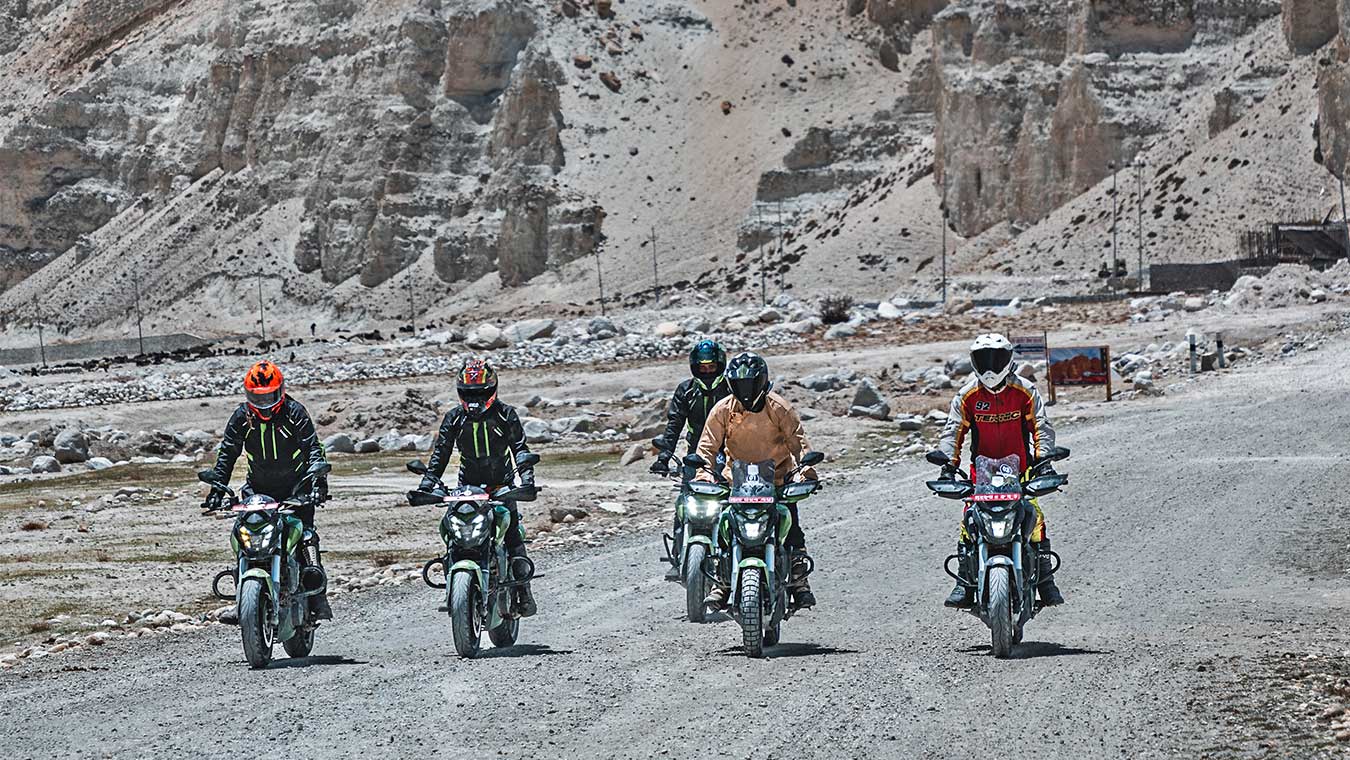 bikers-upper-mustang 