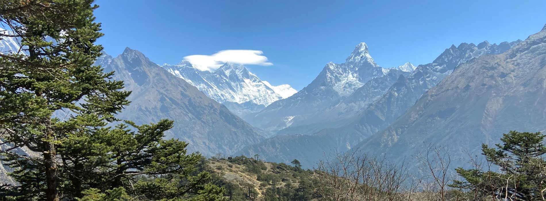 everest-panorama-view 