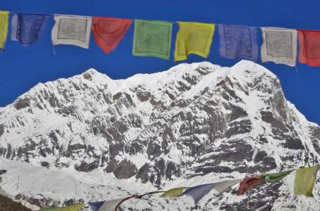 manaslu-peak 