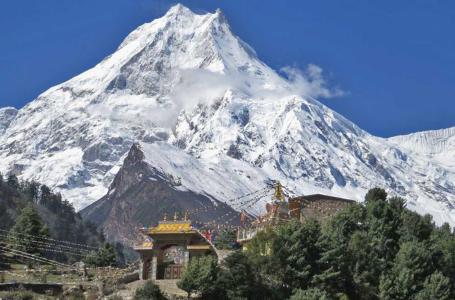 manaslu-view-from-lho 
