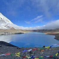 tilicho-lake 